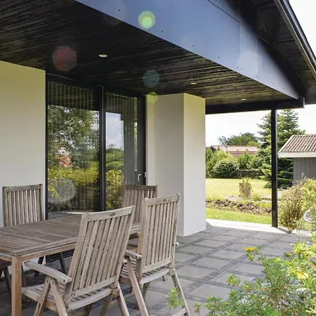 Ferienhaus Nice In W/ Wifi And 3 Bedrooms *